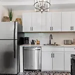 Bohemian Retreat - 10Mins To Downtown & Wynwood!