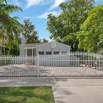 Casa Nikoleta Gated 3Bd 2Bth 10 Min To Beach