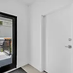 Beautiful Apt 5Min Walking Design District Apt 1