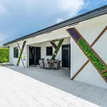 The Luxe Retreat