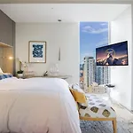 Spacious And Stylish Studio Perfect To Spend Time On Miami!
