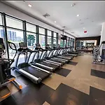 X-Lounge II - Highrise In The Heart Of Downtown With Rooftop Pool & Skyline Views