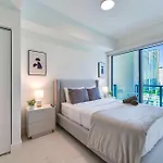 Central Brickell Condo Walk To Shops & Dining