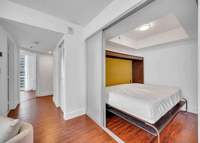 Ocean View Amazing Unit Brickell