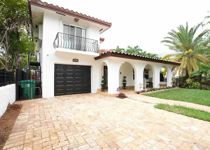 Downtown,Brickell Villa
