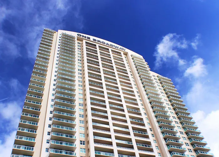 Dharma Home Suites Miami At Brickell