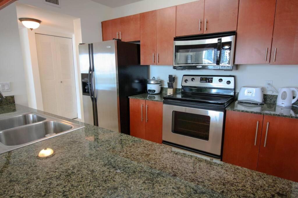 Brickell Condo With Views! Apartment *