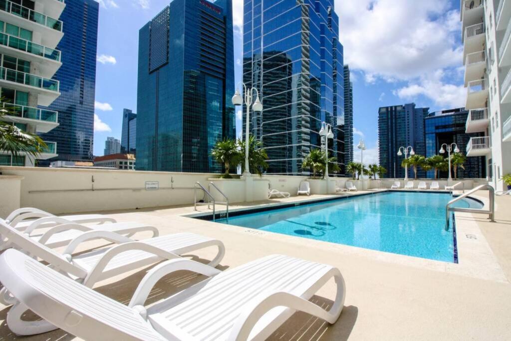 Brickell Condo With Views! Miami