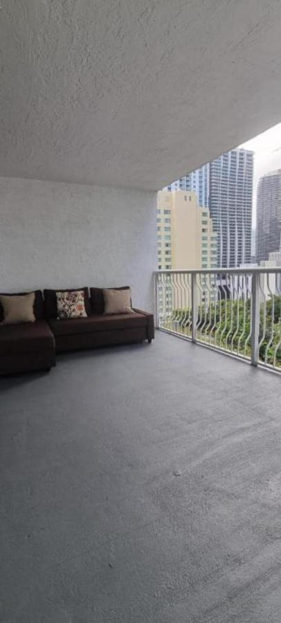 In Brickell The Miami. Free Parking Apartment