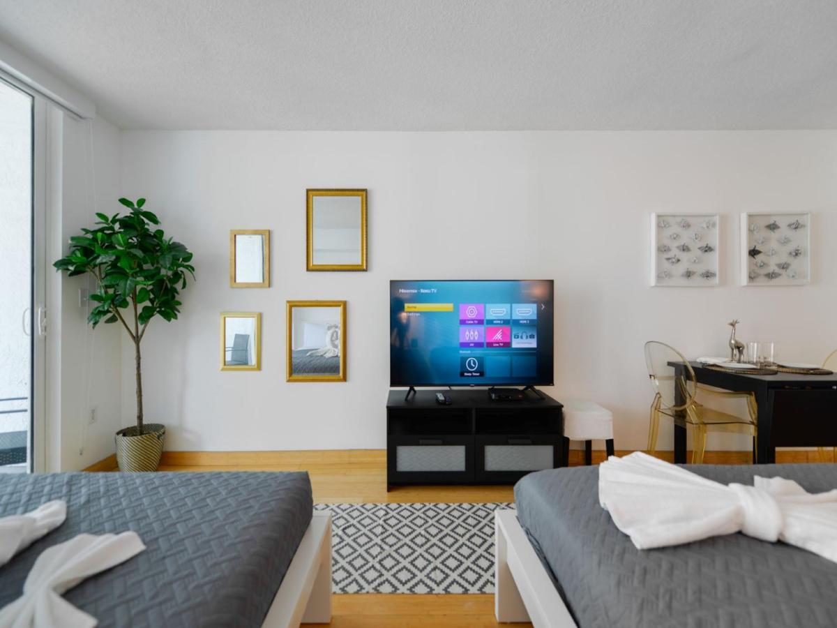 Cozy And Bohemian In Brickell Apartment