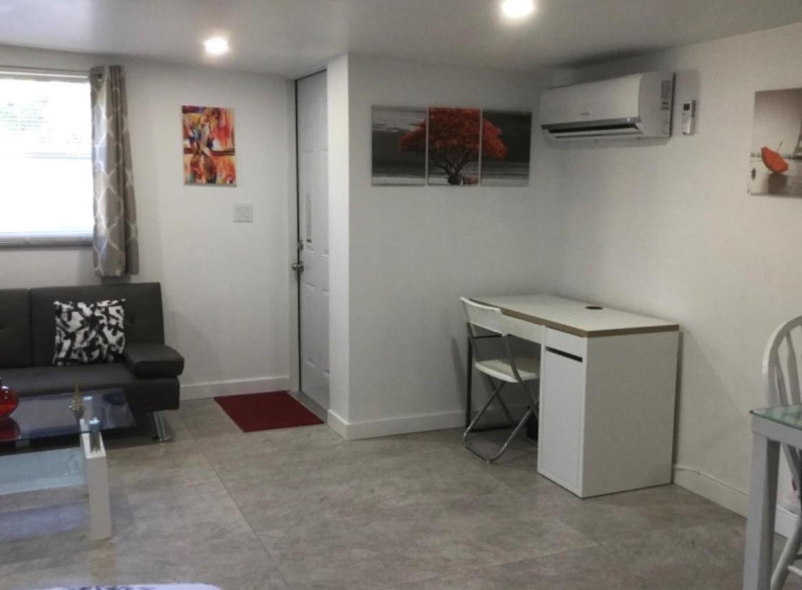 Homestay New Private Magic Of Miami, Gated Parking