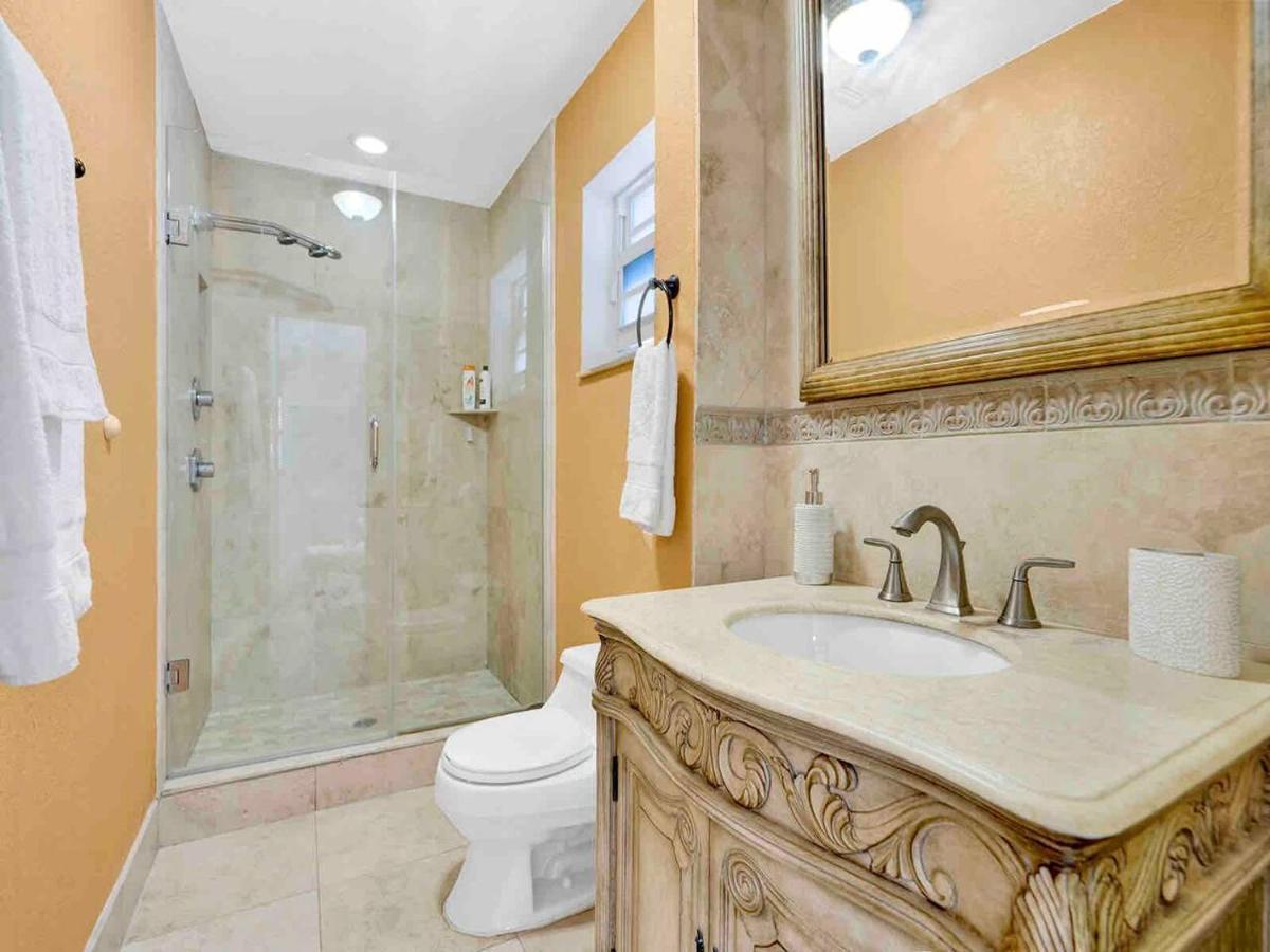 Villa Downtown,brickell *