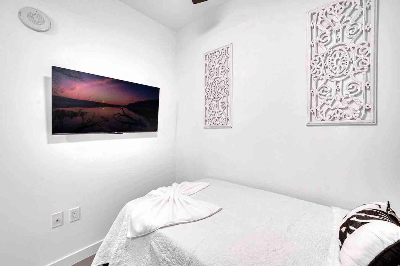 Charming In The Heart Of Downtown With Free Parking Miami