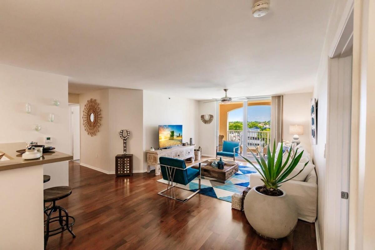 Holiday home Uhost Ai - 3b Gem W Golf & Intracoastal Views