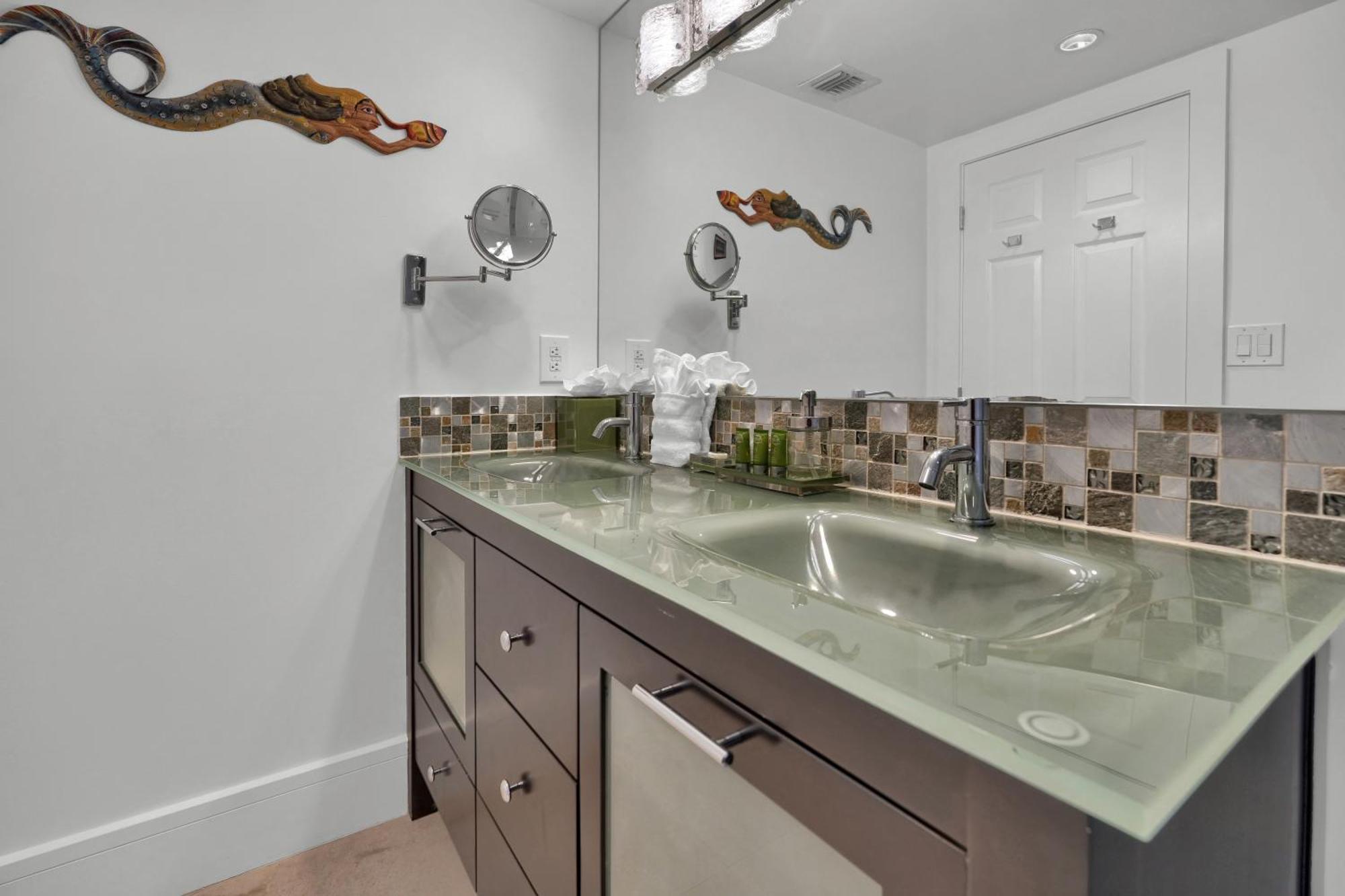 Gorgeous Spacious 2bed 2bath Bayview In Grove * Miami