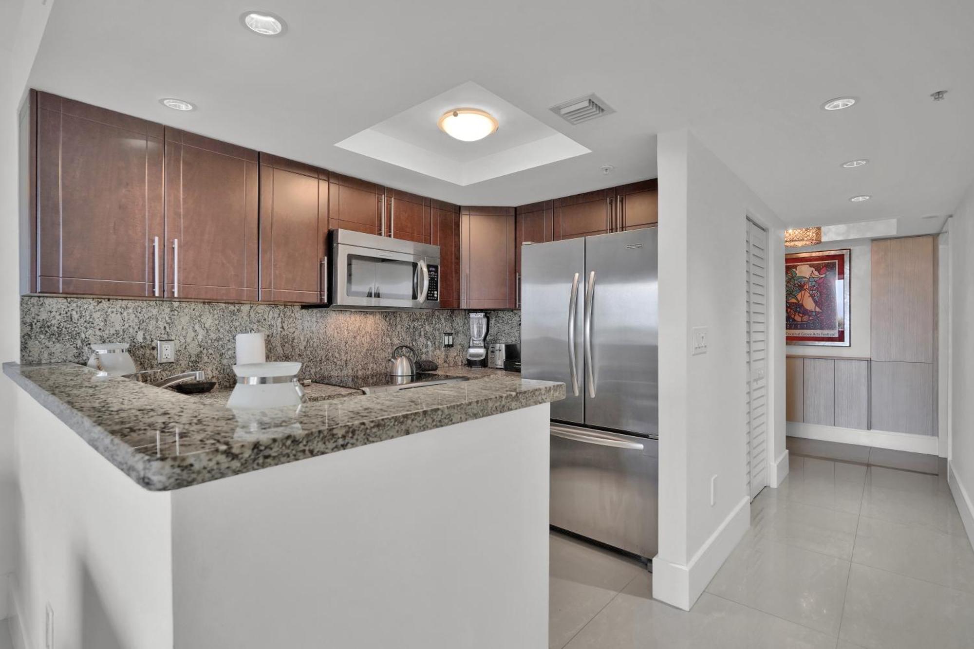 Gorgeous Spacious 2bed 2bath Bayview In Grove * Miami