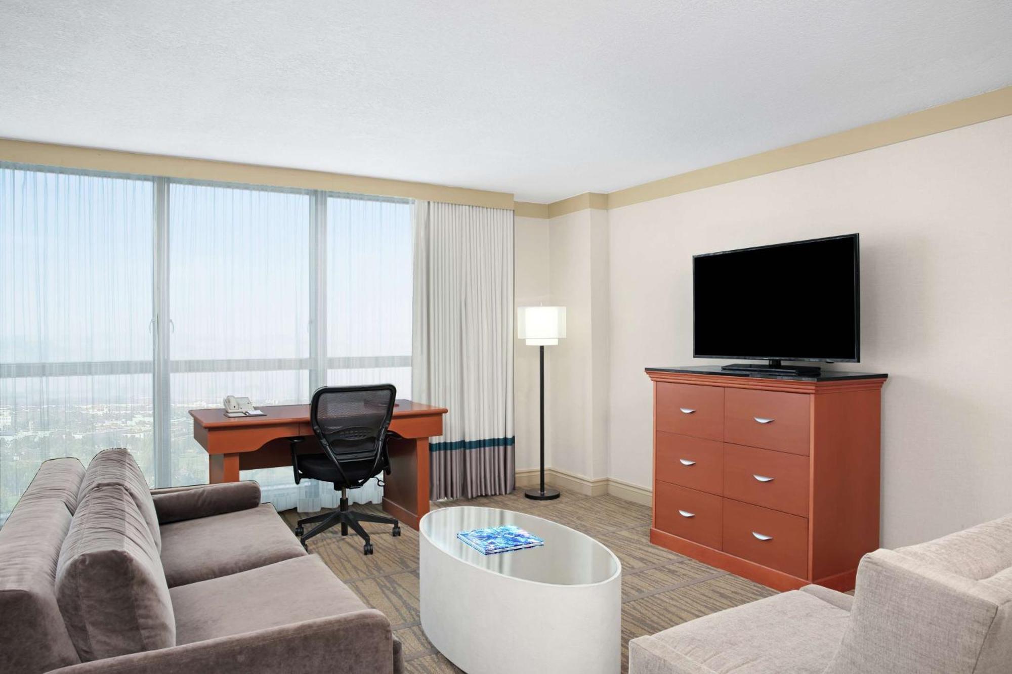 Doubletree By Hilton Miami Airport & Convention Center Miami Springs