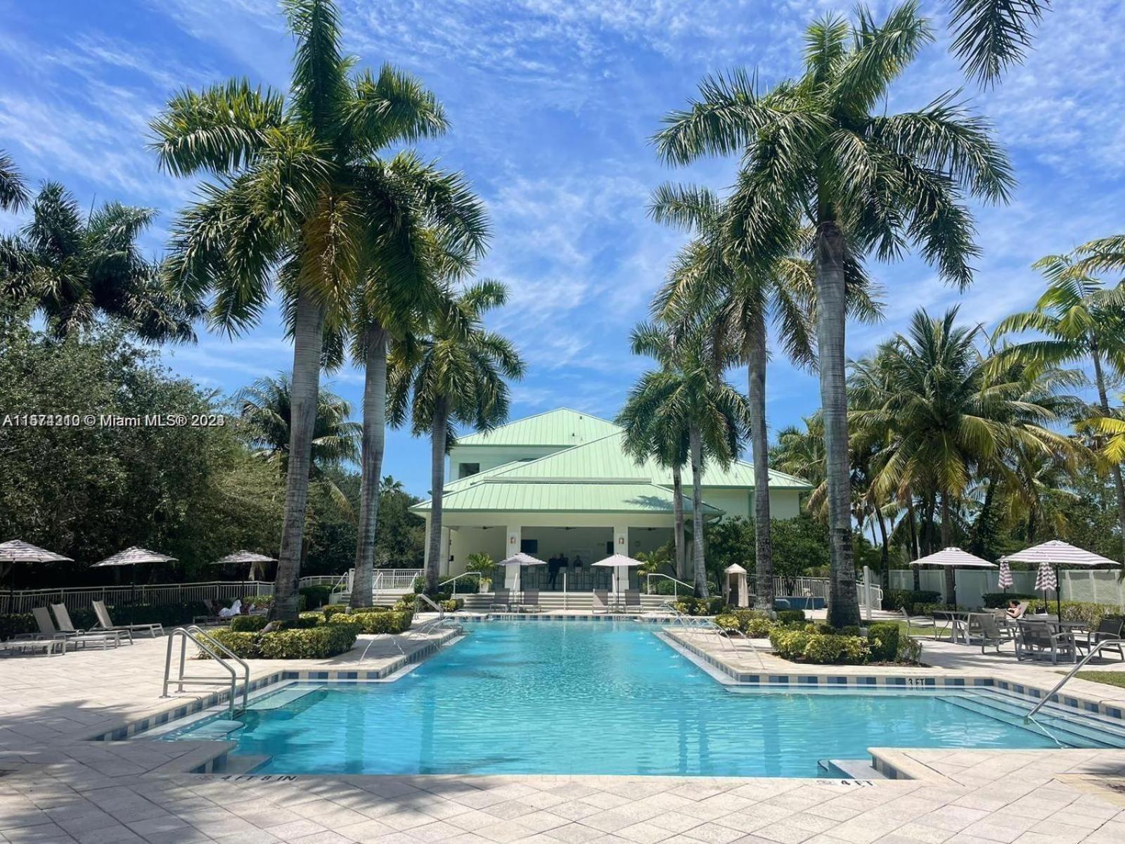 Apartment Doral Pool 404 By Wave Miami