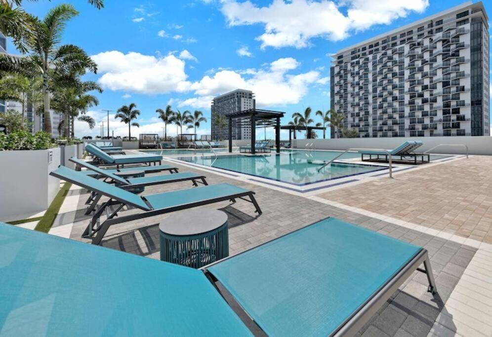 Apartment Luxury In Doral Miami, 1 Bd