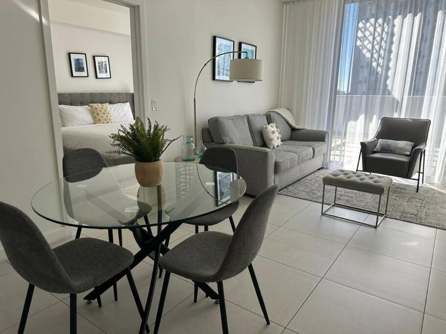 Luxury In Doral Miami, 1 Bd Apartment Miami