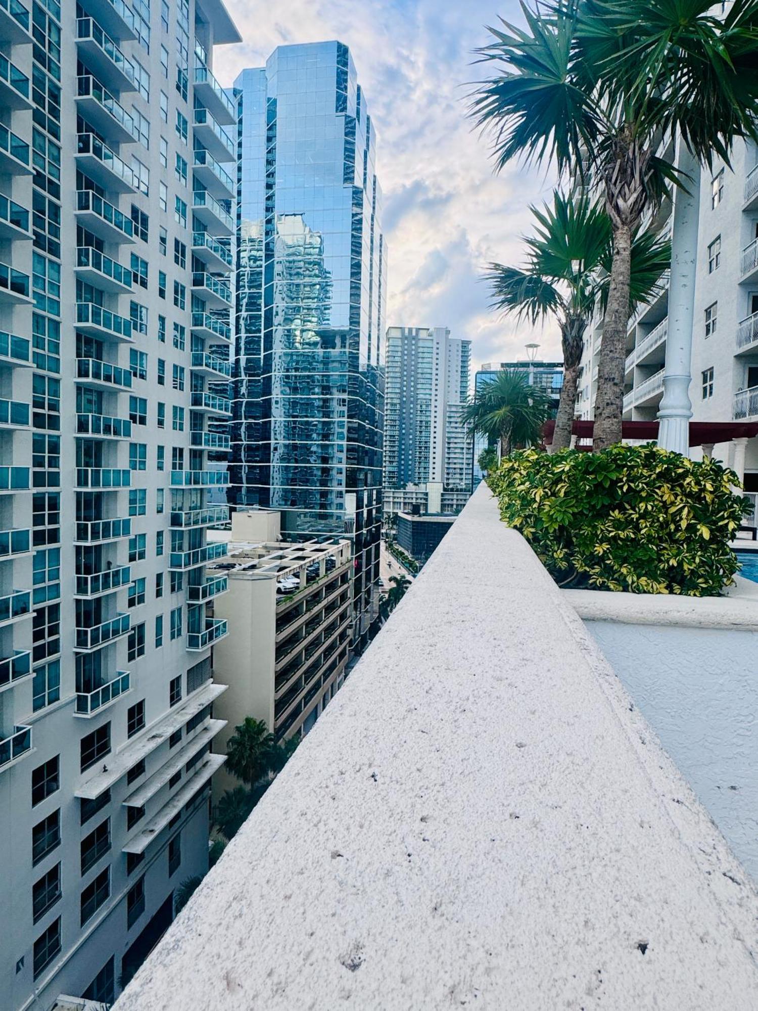 Apartment 36th-floor Ocean View Brickell - Free Parking