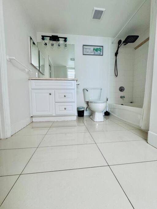 Apartment 36th-floor Ocean View Brickell - Free Parking *