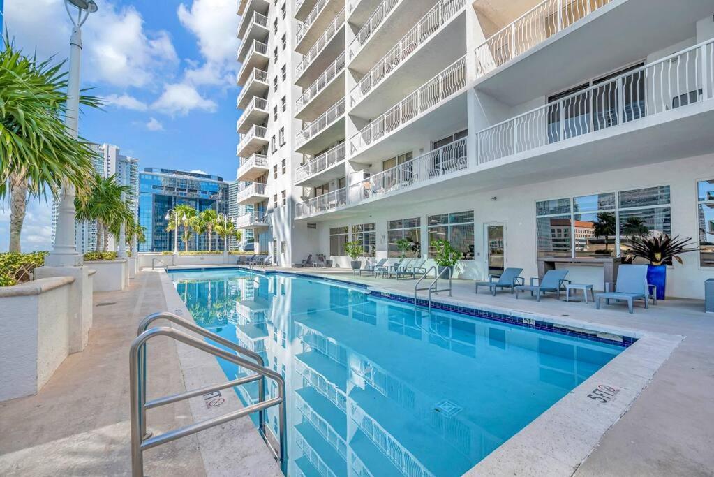 36th-floor Ocean View Brickell - Free Parking *