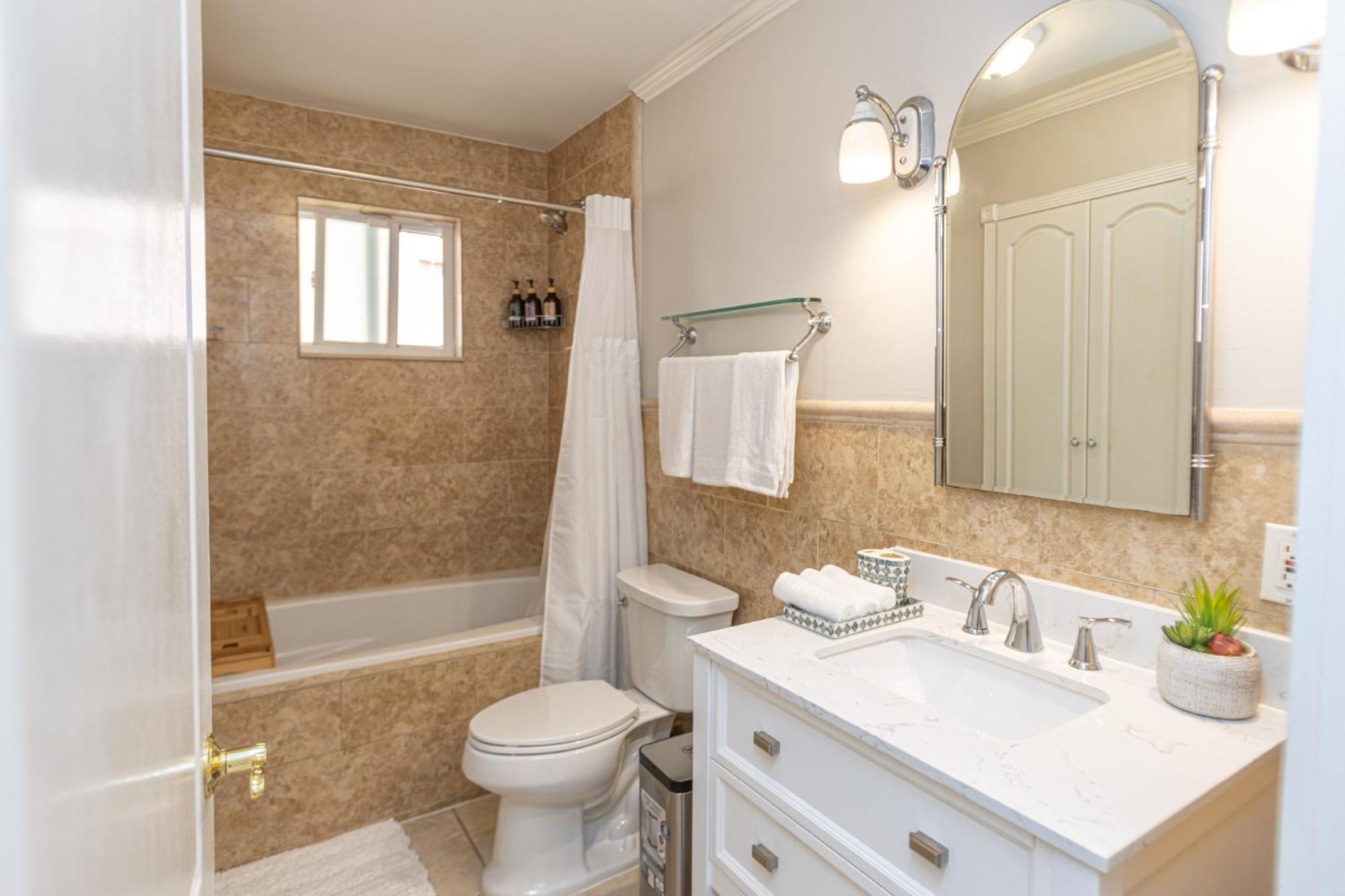 House - Heated Pool - Family Vacation Holiday home *