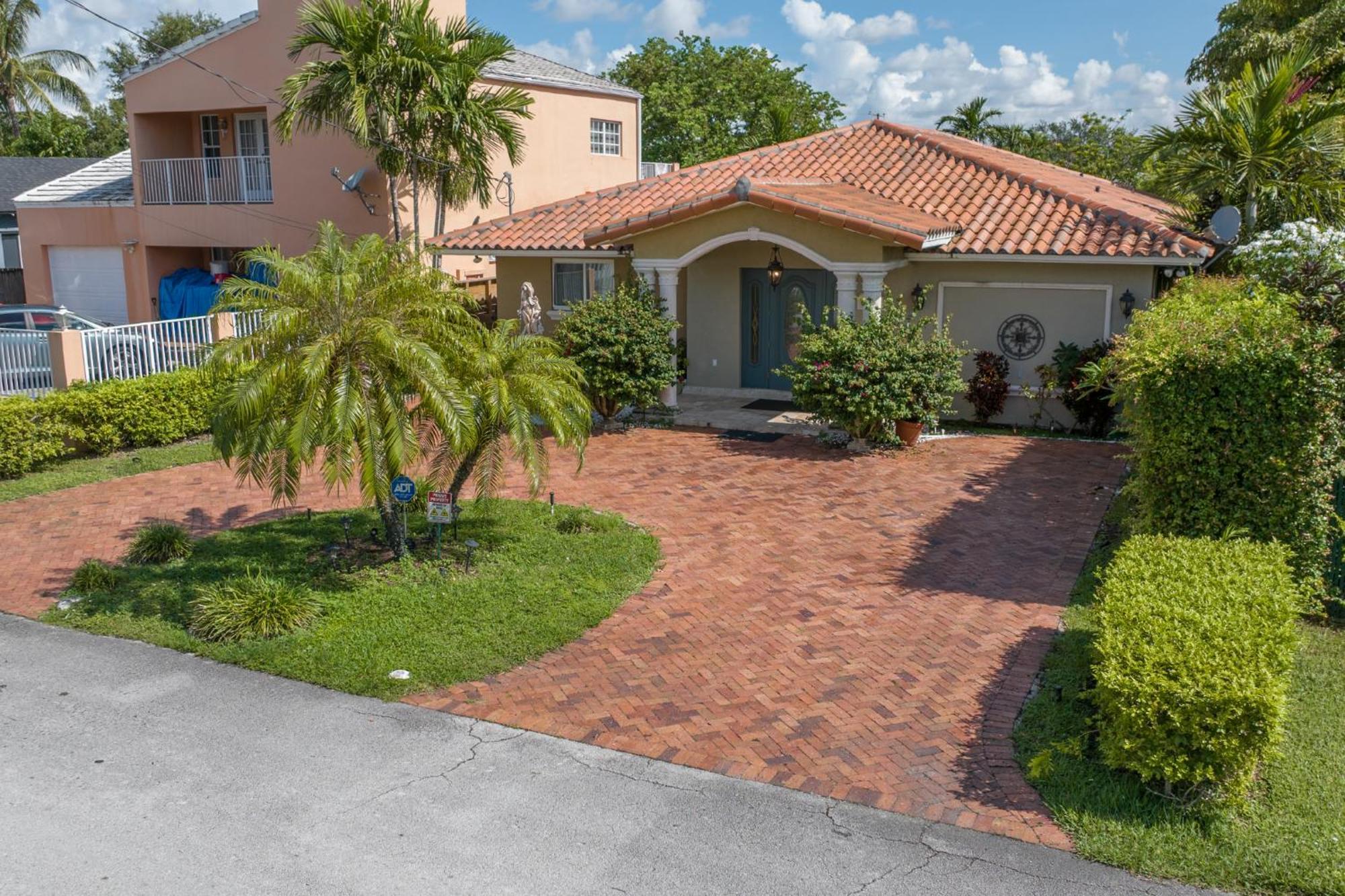 Holiday home House - Heated Pool - Family Vacation Miami