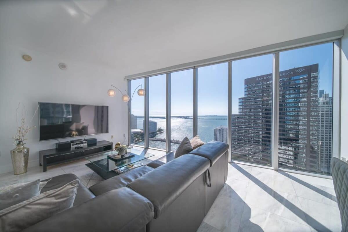 Luxury Ocean View 2br Corner Unit At W