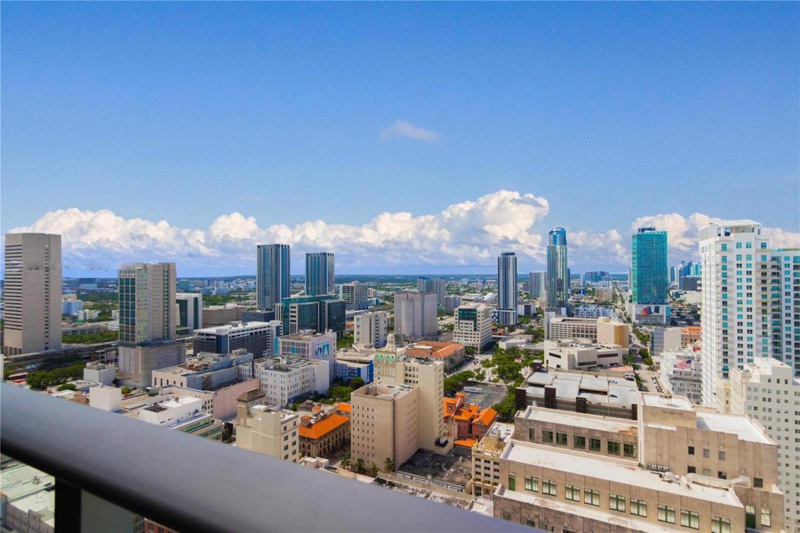 Spacious And Stylish Perfect To Spend Time On Miami! Apartment Miami