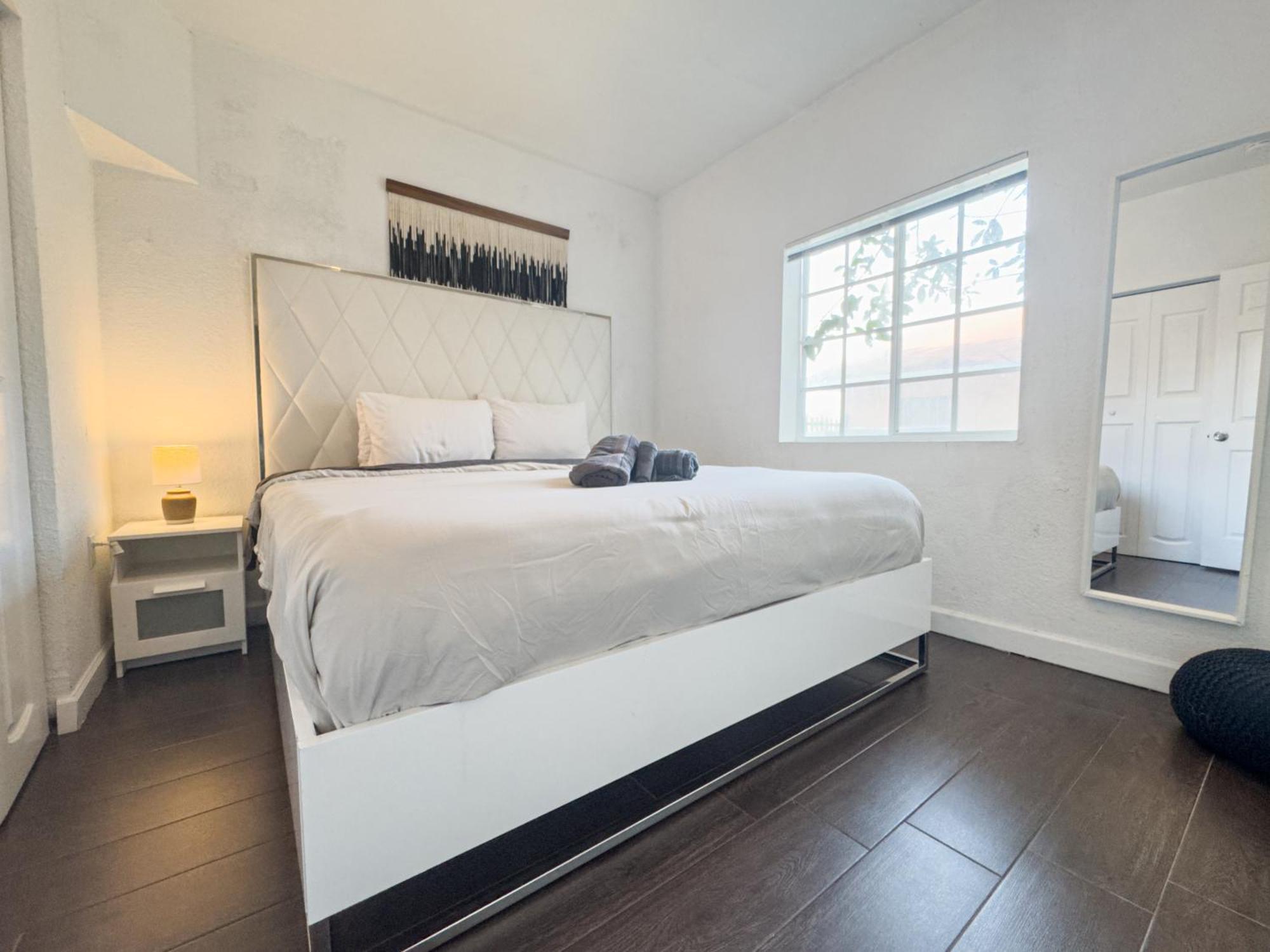 Dos Casitas Design District #1 - 3 Bedroom House Holiday home *