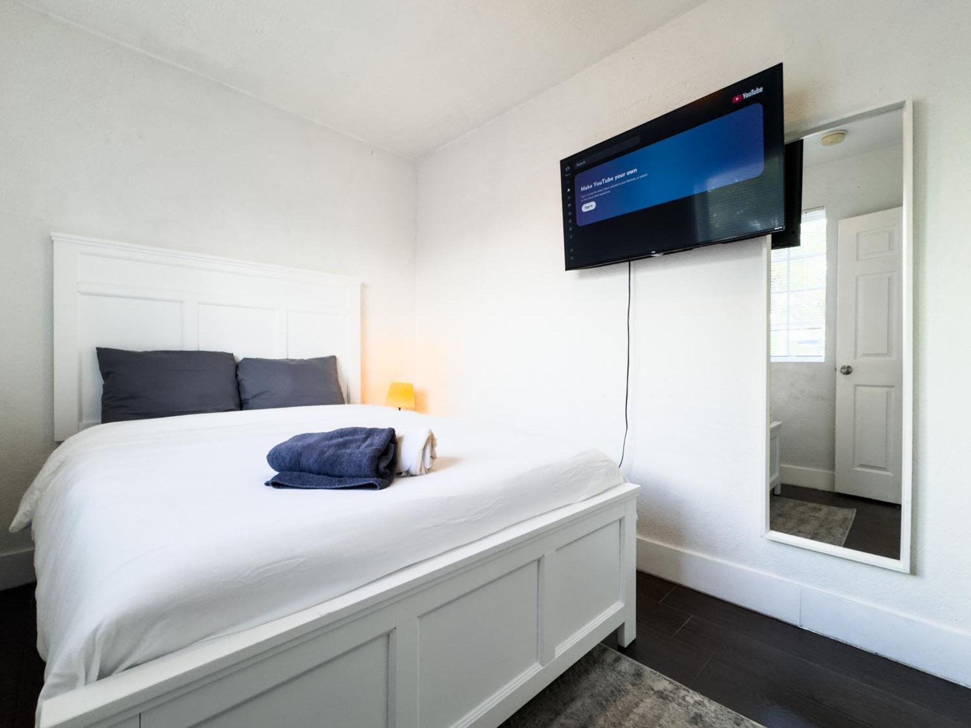 Dos Casitas Design District #1 - 3 Bedroom House Holiday home