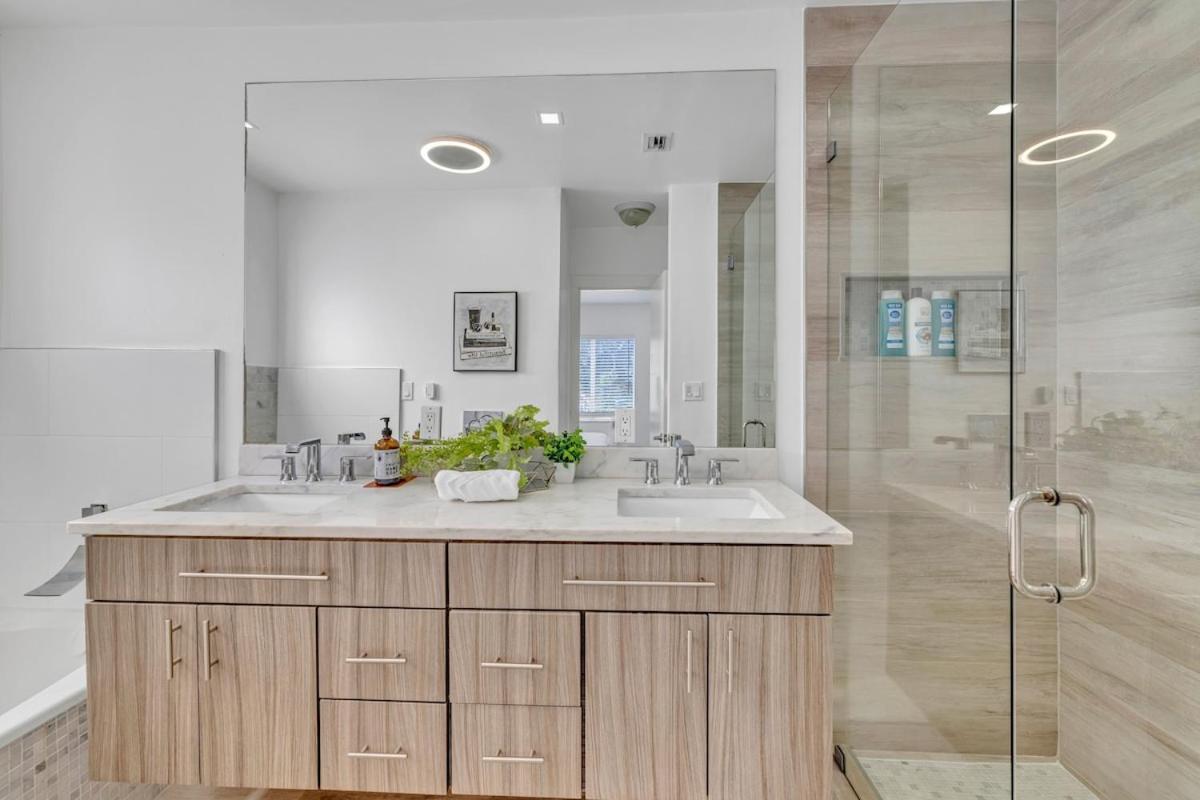 Villa - Pool & Hot Tub Escape Miami