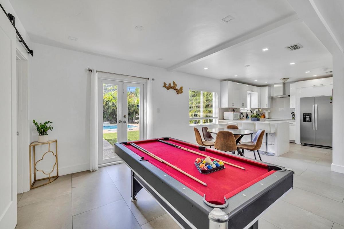 Villa - Pool & Hot Tub Escape Miami