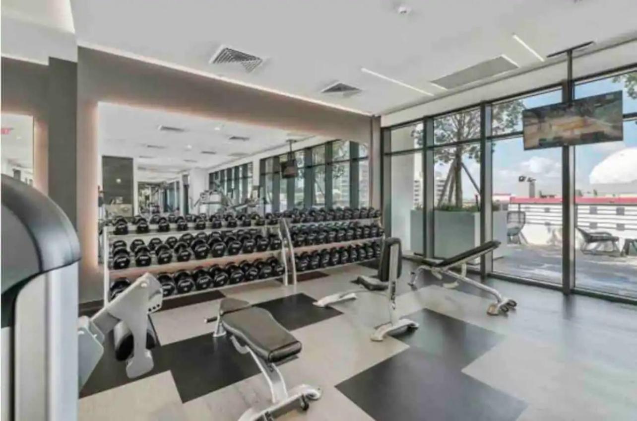 Apartment X-lounge Ii - Highrise In The Heart Of Downtown With Rooftop Pool & Skyline Views *