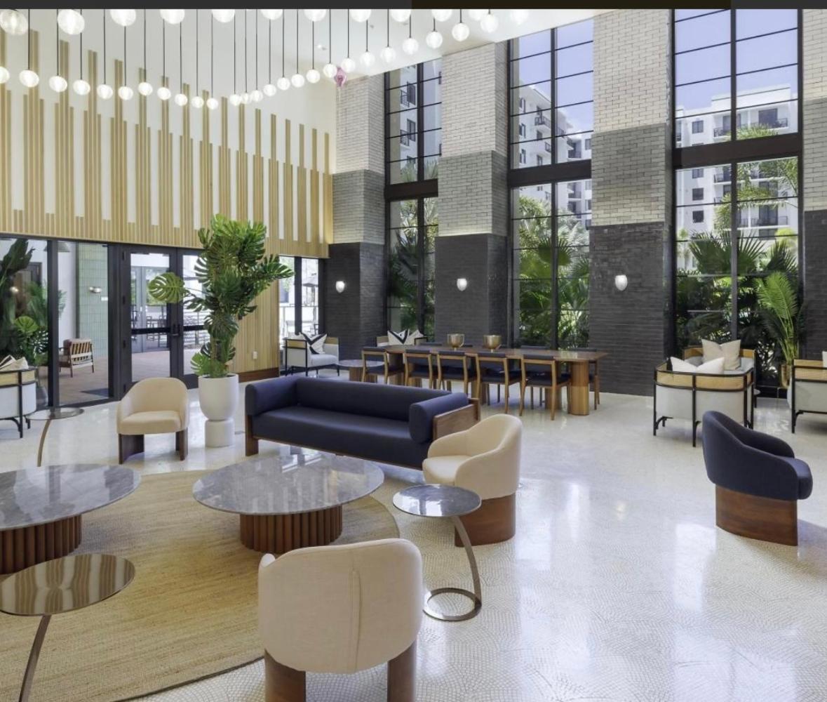 Luxury112 * Miami