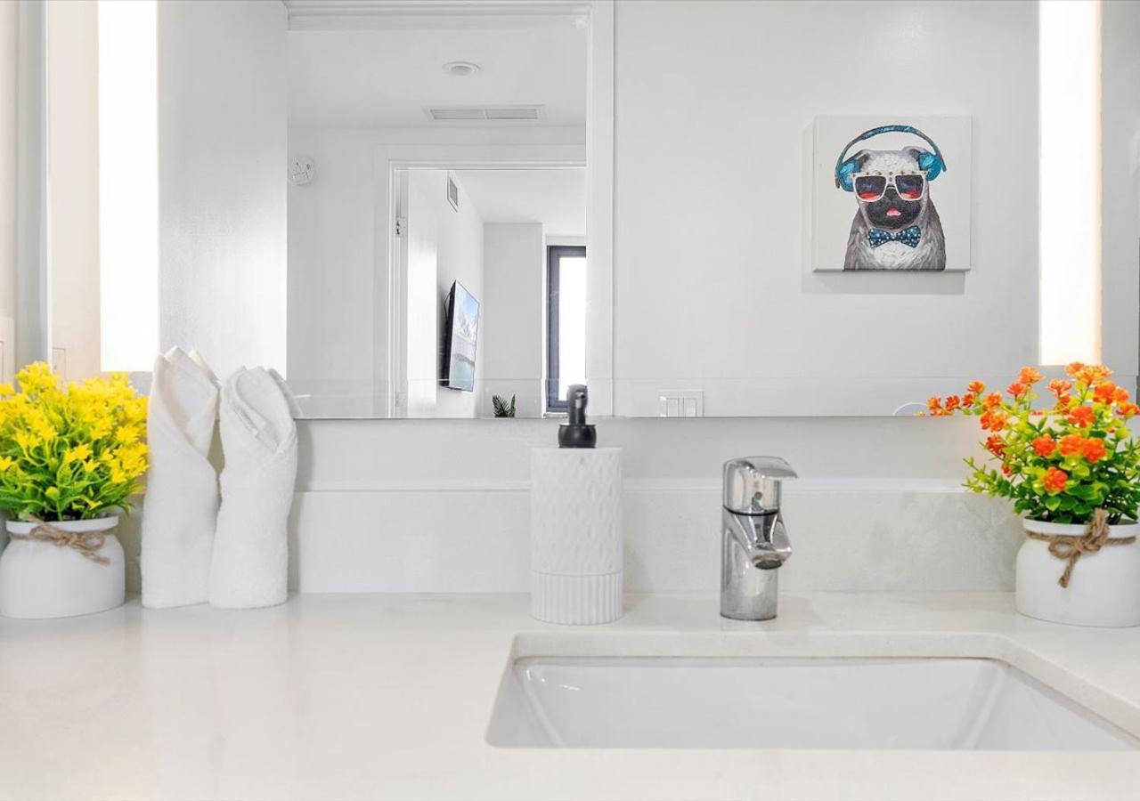 X-lounge Ii - Highrise In The Heart Of Downtown With Rooftop Pool & Skyline Views * Miami