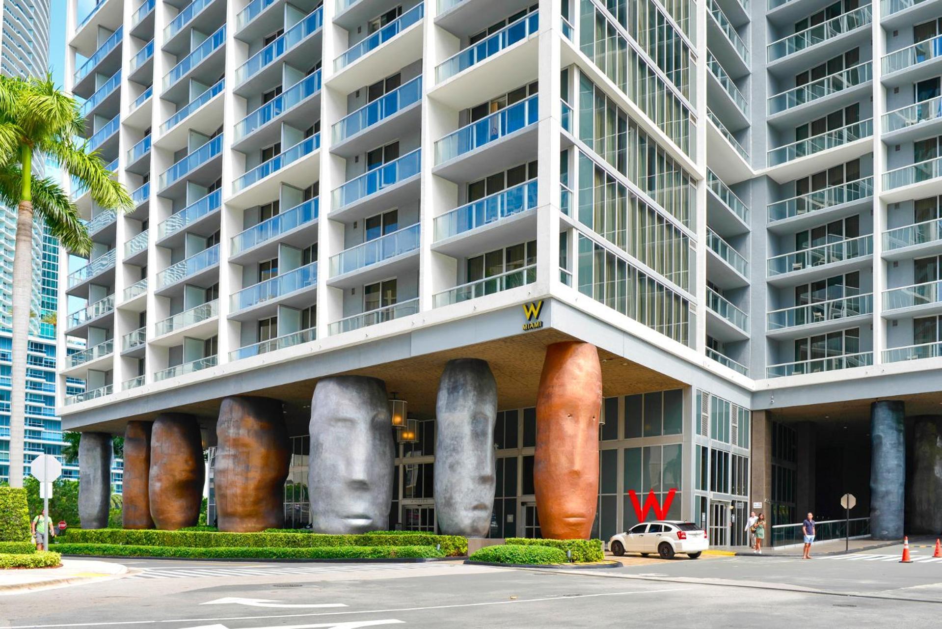 Luxury With Breathtaking & Bay Views Apartment