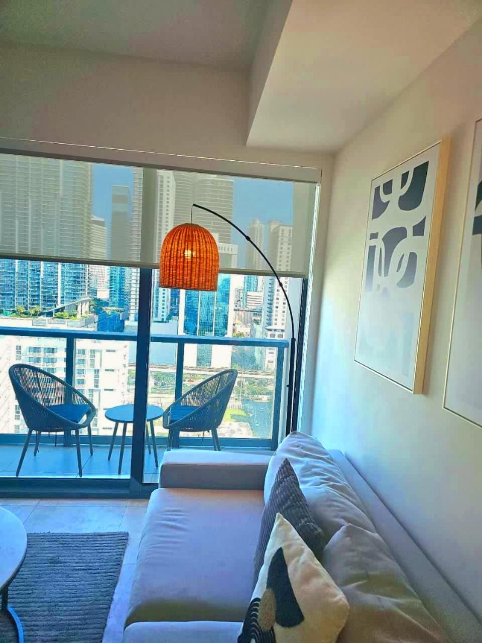 Brickell Walk To Shops & Dining Apartment Miami