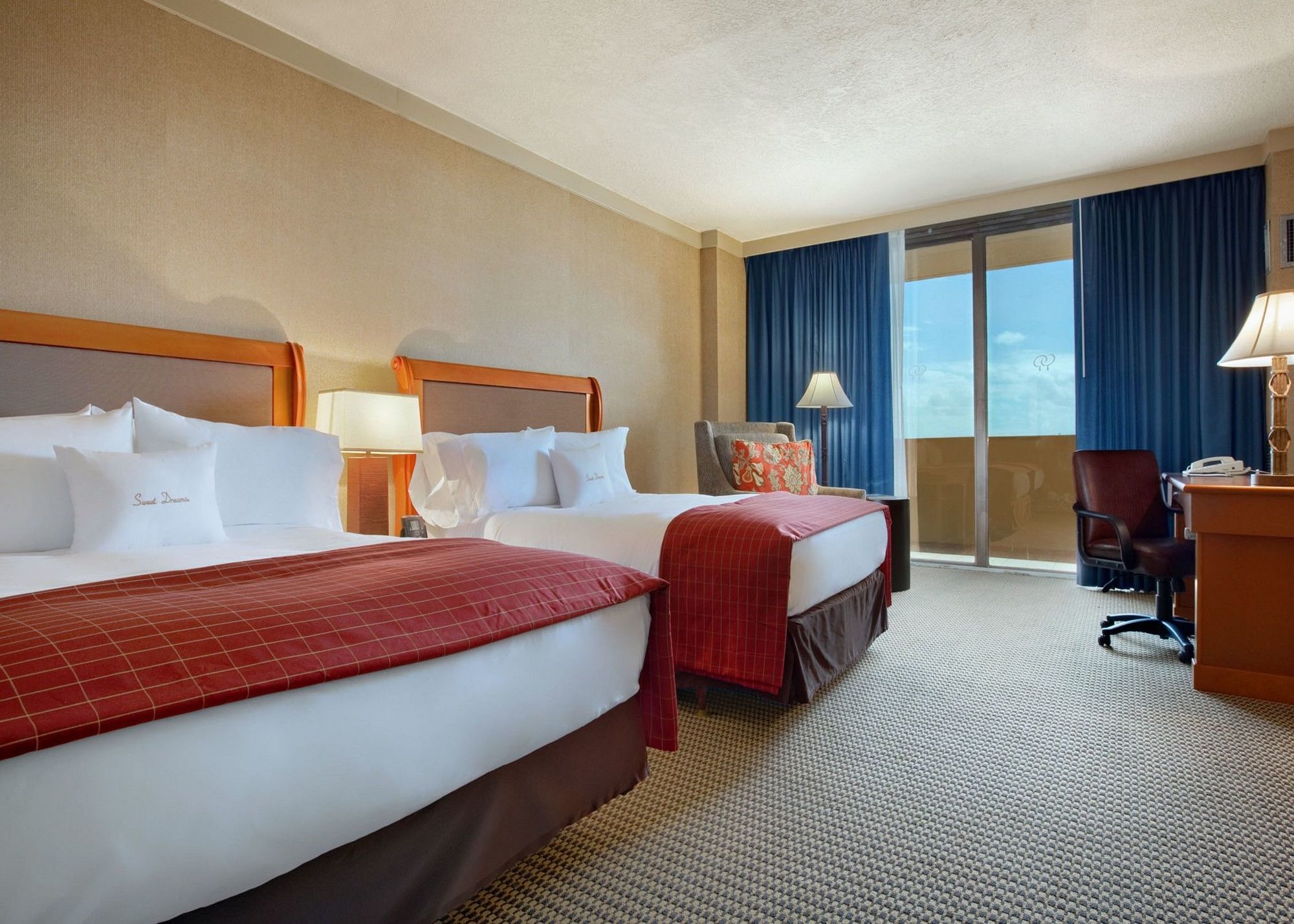 Doubletree By Hilton Miami Airport & Convention Center