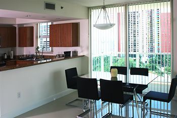 Apartment Dharma At Brickell