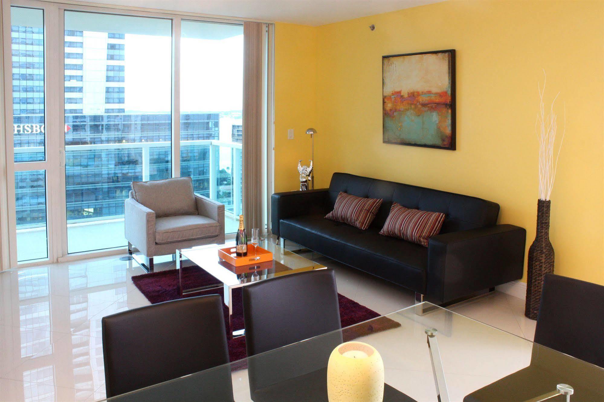 Apartment Dharma At Brickell Miami