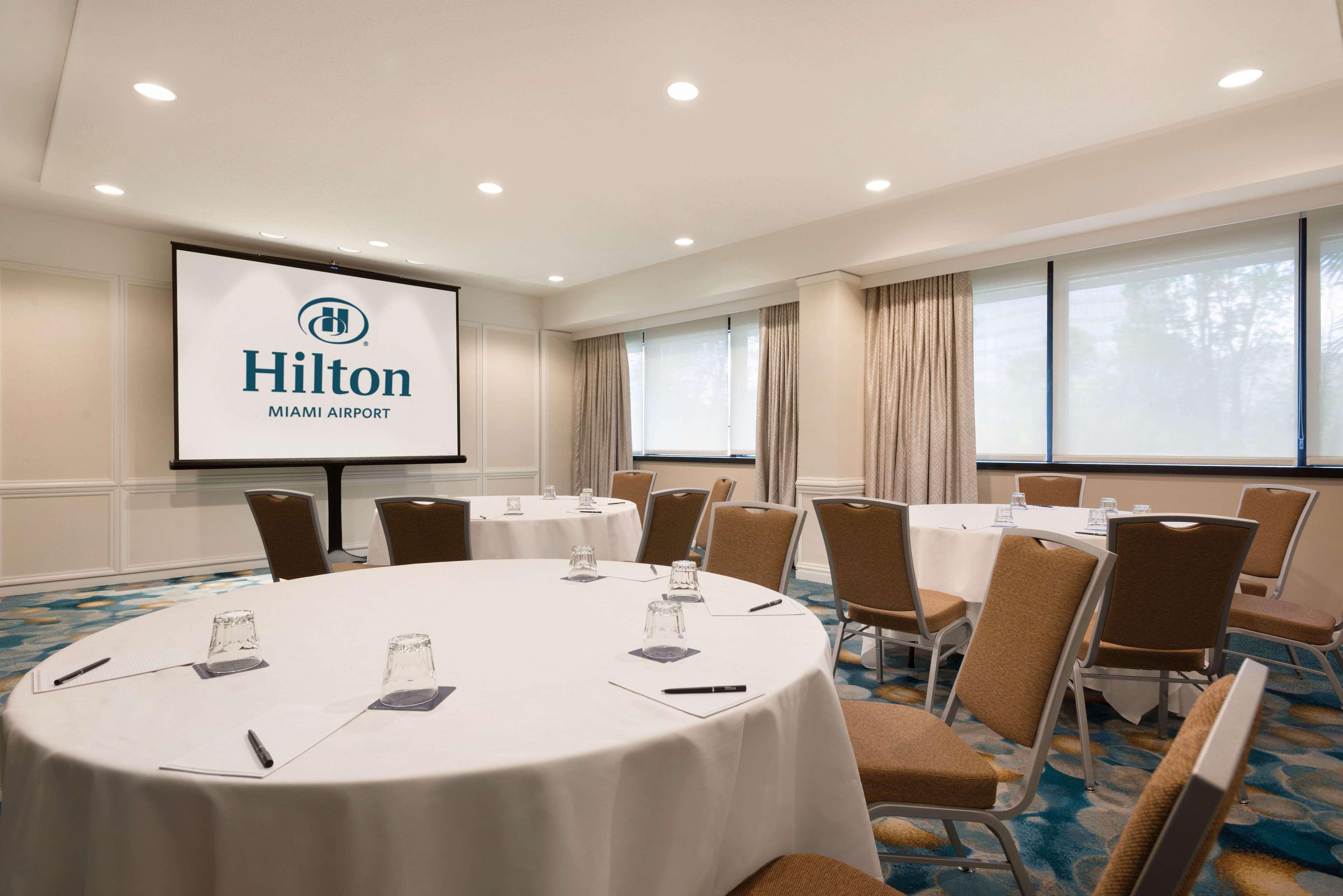 Hotel Hilton Miami Airport Blue Lagoon 4*