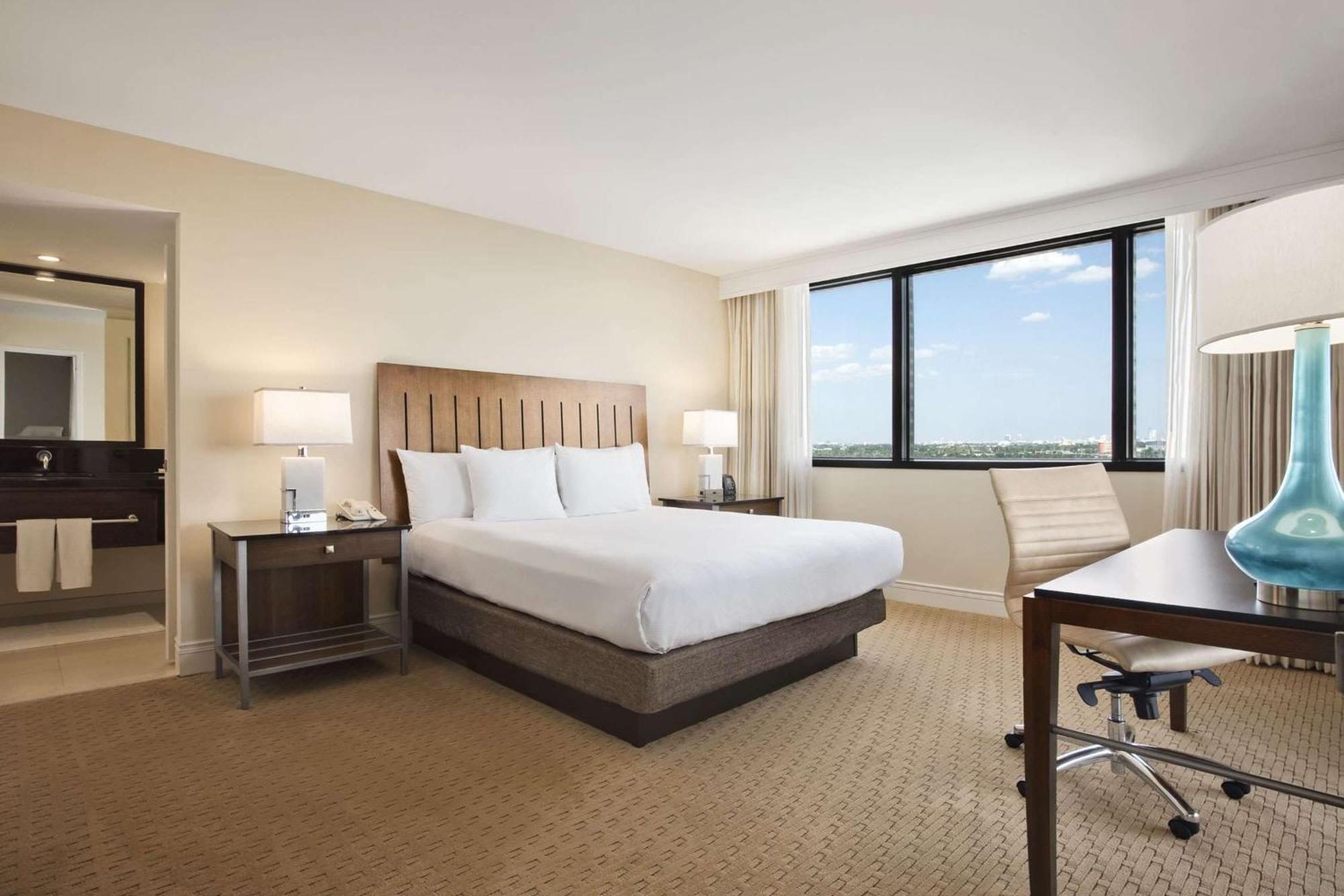Hilton Miami Airport Blue Lagoon Miami Springs