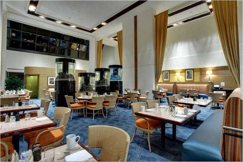 Hilton Miami Airport Blue Lagoon Hotel 4*