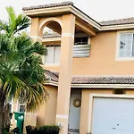 Rooms In Kendall Miami