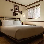 Life House, Little Havana
