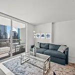 Luxurious Condo With Parking In Brickell Miami