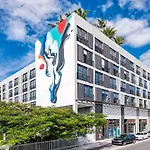 Sentral 1Br Apt With Den In Wynwood